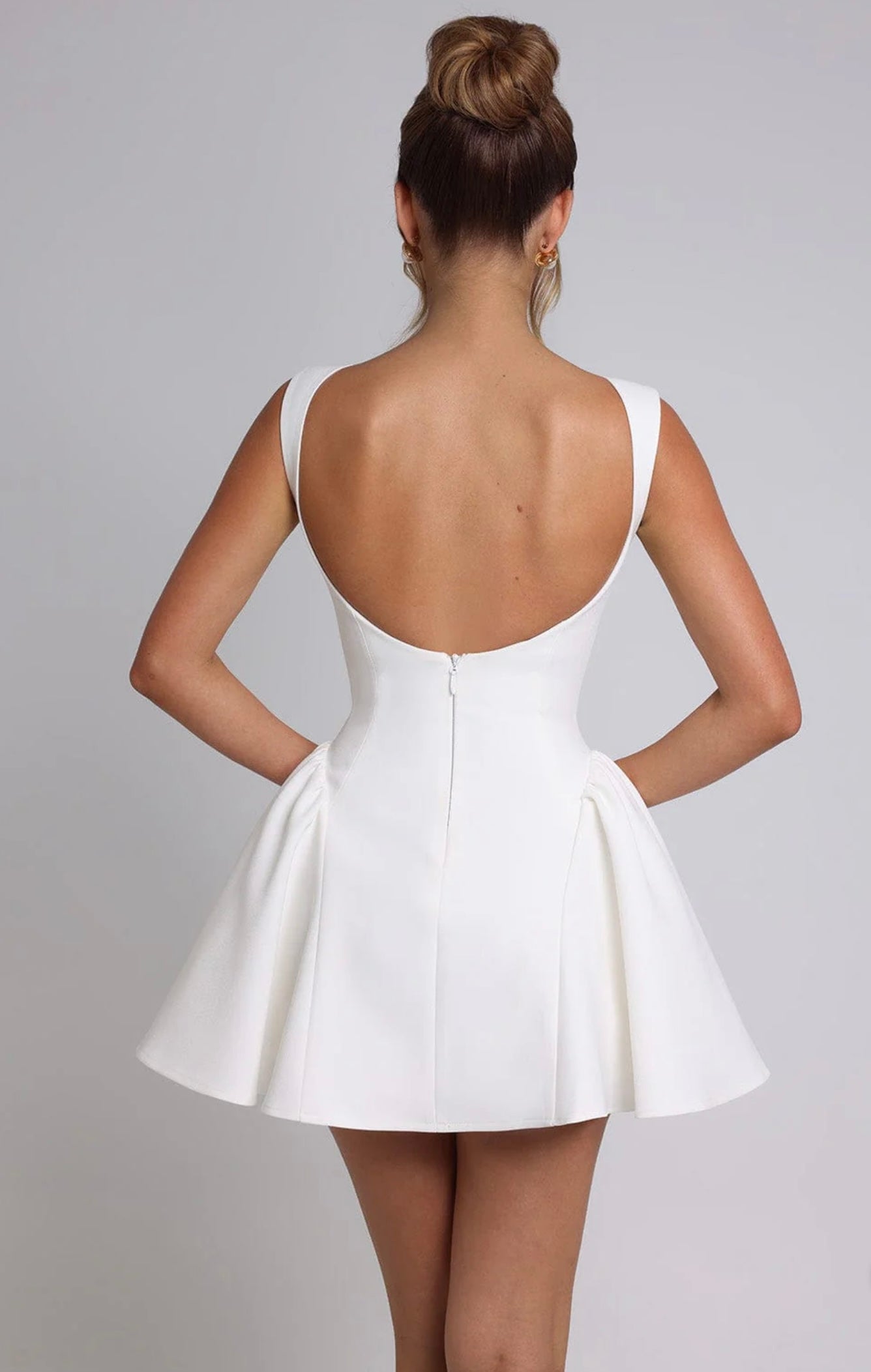 [title_product] - [nombre_de_tienda]