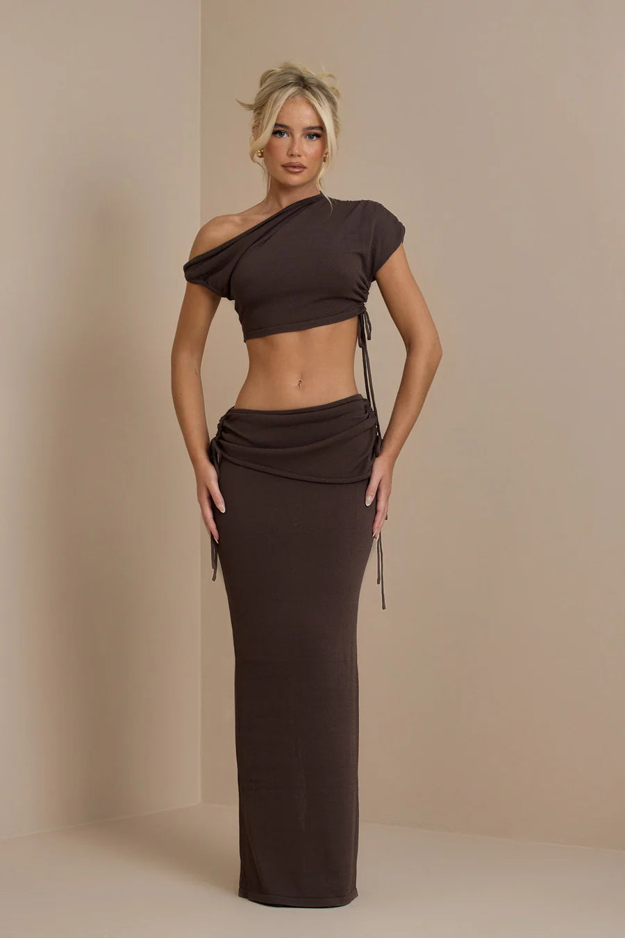 [title_product] - [nombre_de_tienda]