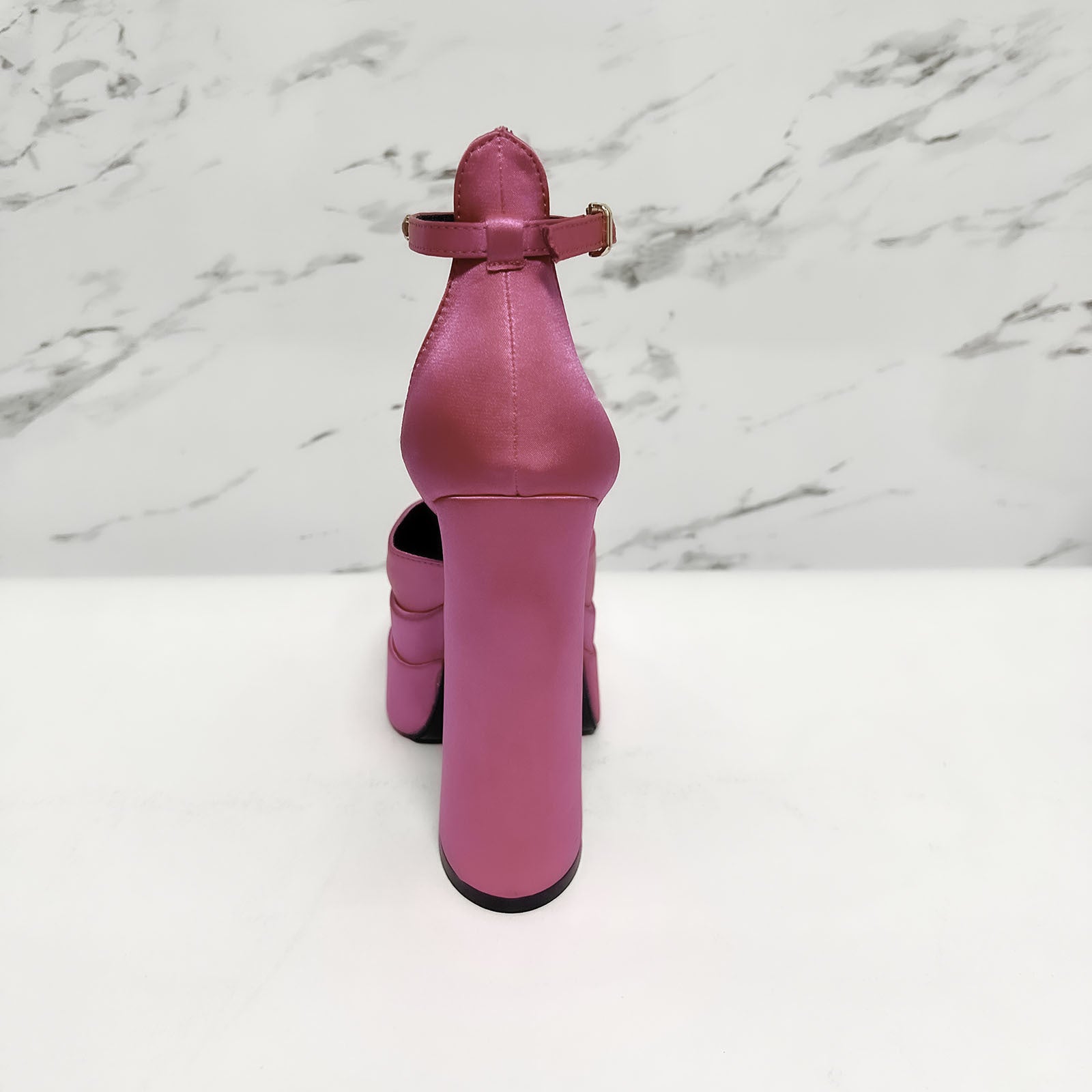 [title_product] - [nombre_de_tienda]